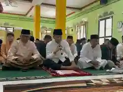 Lebaran di Rempang, Mentrans Sumbangkan 1.000 Bingkisan dari Prabowo